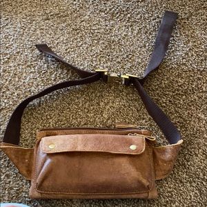 Fannypack-distressed